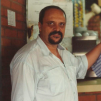 Alt image
