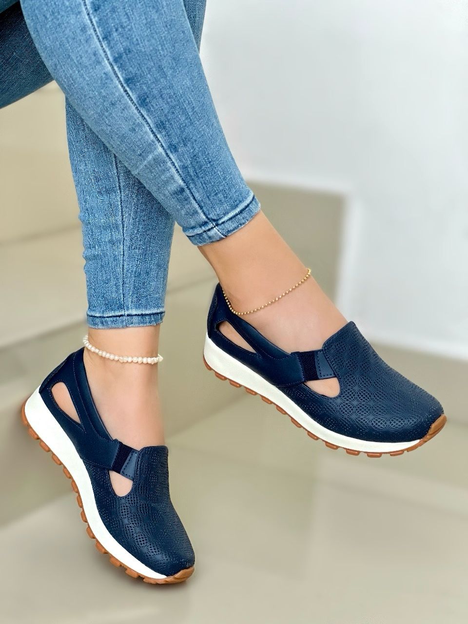 Zapatillas Mafalda Confort Dama - OrtoMax [Tecnología ortopédica]